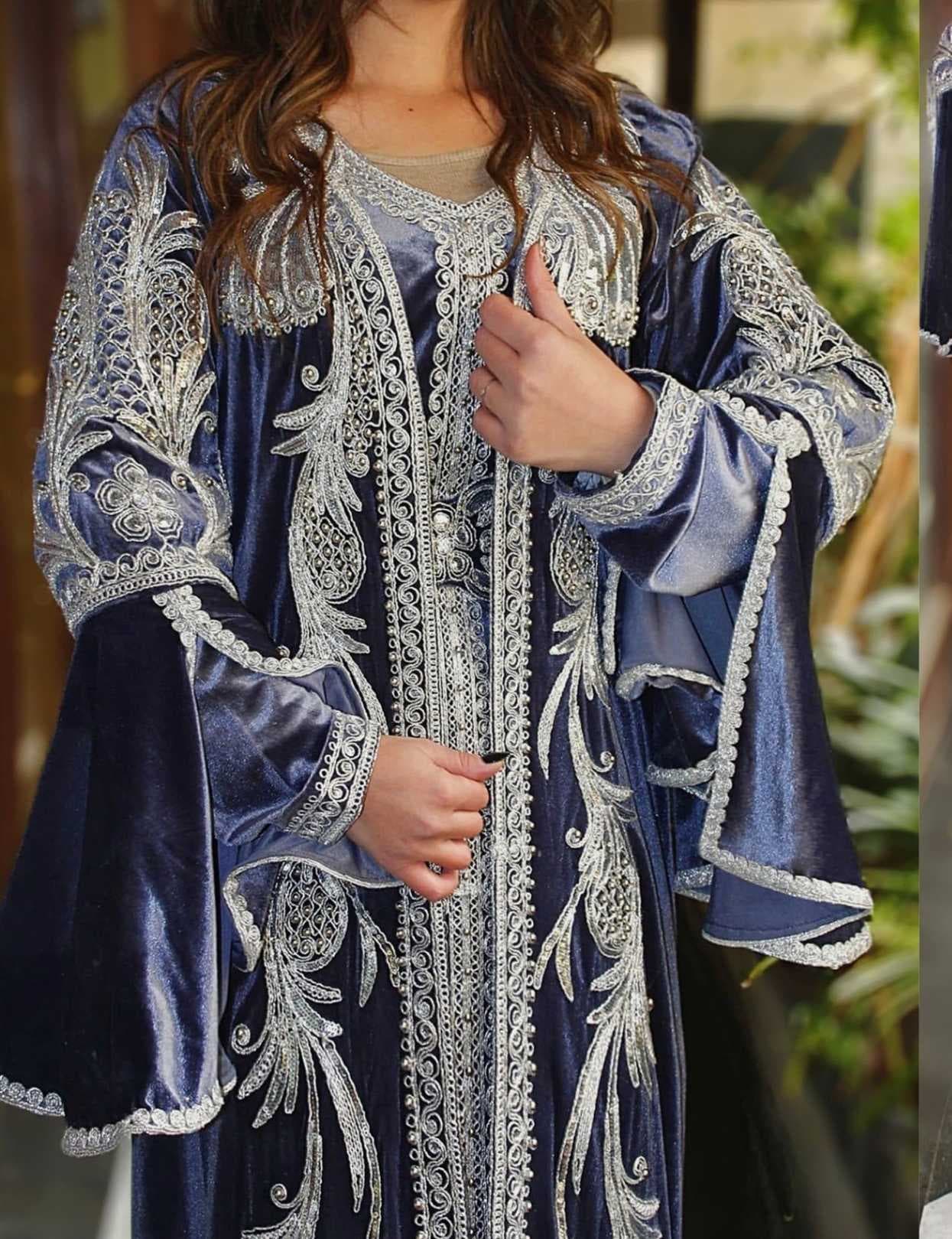 A velvet caftan gray  46
